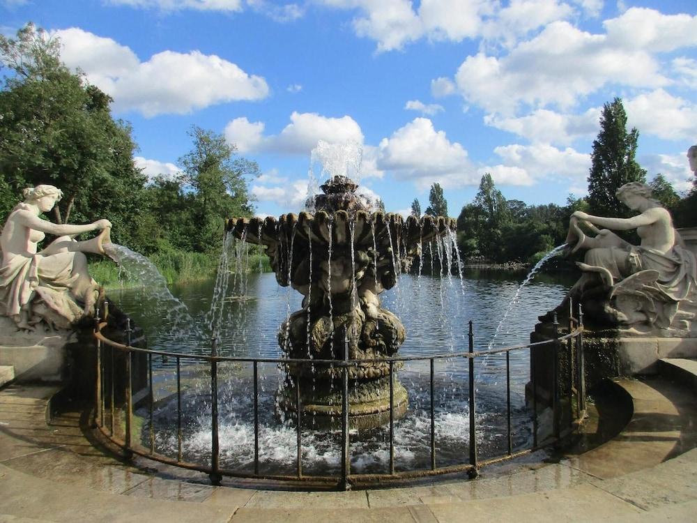 Beverley City London Ngoại thất bức ảnh